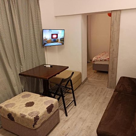 Lux Apartament In The Bubble Of Piata Romana 布加勒斯特 外观 照片