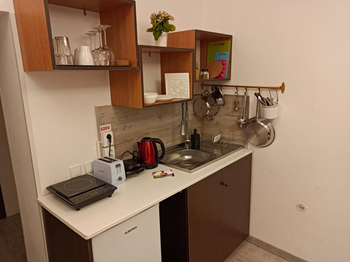Lux Apartament In The Bubble Of Piata Romana 布加勒斯特 外观 照片