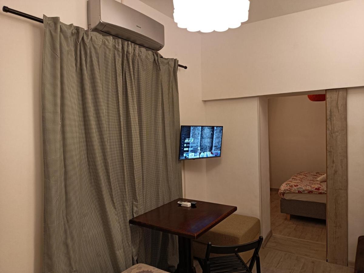 Lux Apartament In The Bubble Of Piata Romana 布加勒斯特 外观 照片